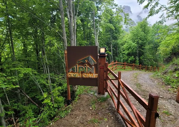 Alpin Zeneli Penzion 4*