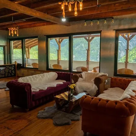 Alpin Zeneli Guest house Cerem